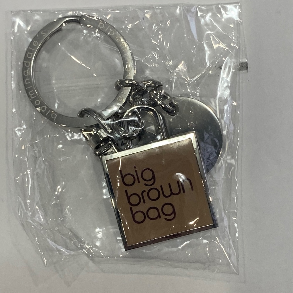 New signature Bloomingdales Chicago Keychain